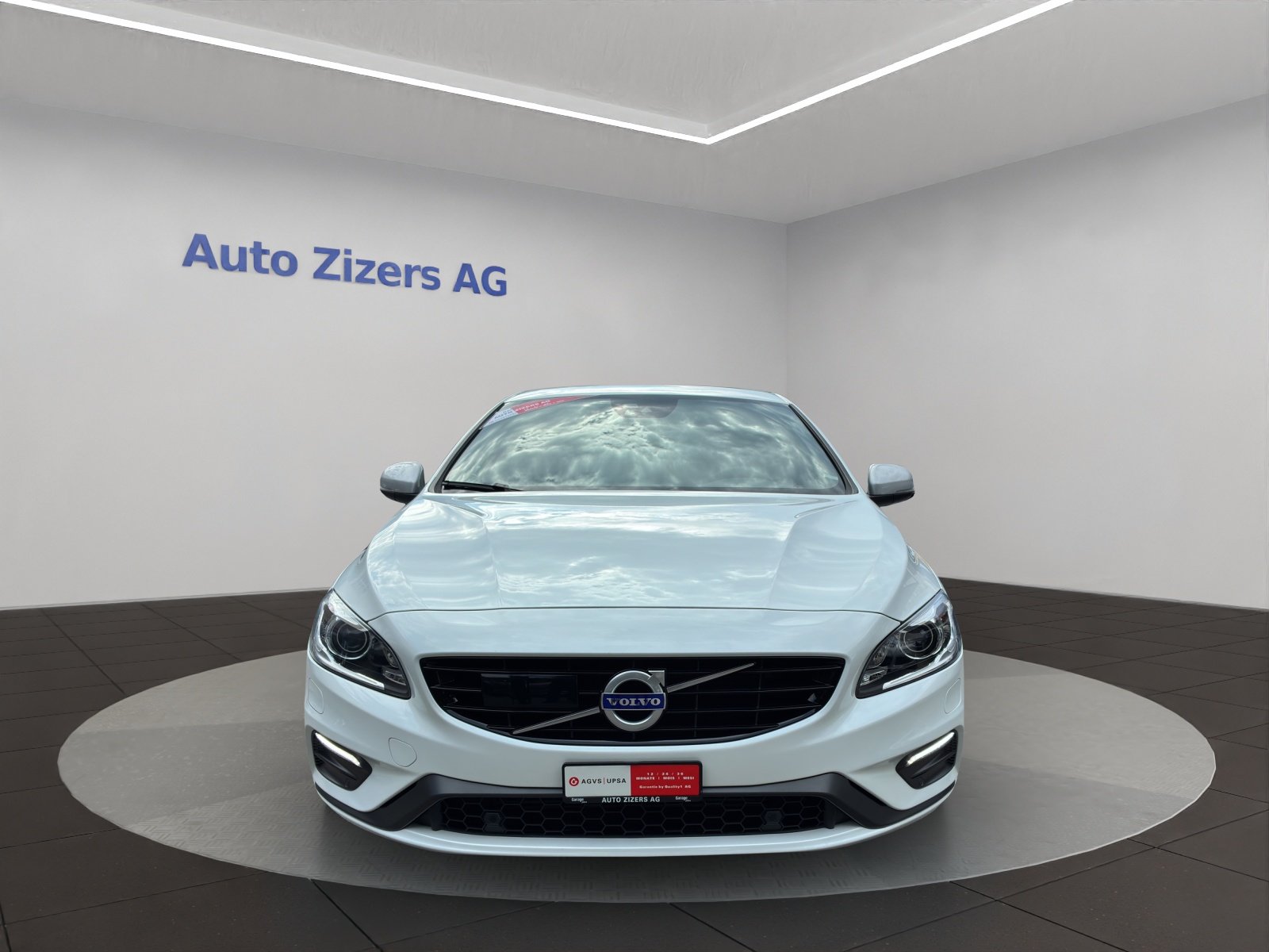 VOLVO V60 D6 AWD Plug-in Hybrid Momentum R-Design, Plug-in-Hybrid Diesel/Electric, Second hand / Used, Automatic - 2