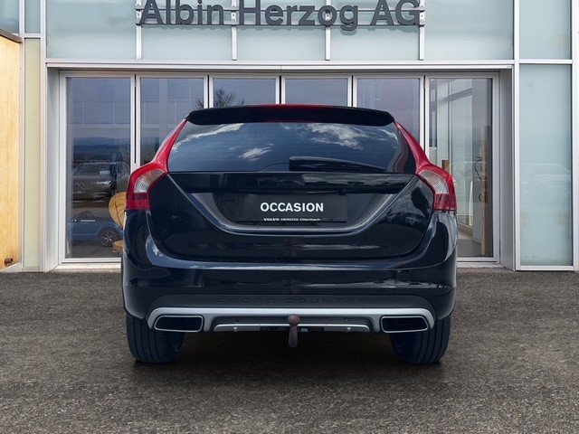 VOLVO V60 Cross Country 2.4 D4 Executive AWD S/S, Diesel, Second hand / Used, Automatic - 7