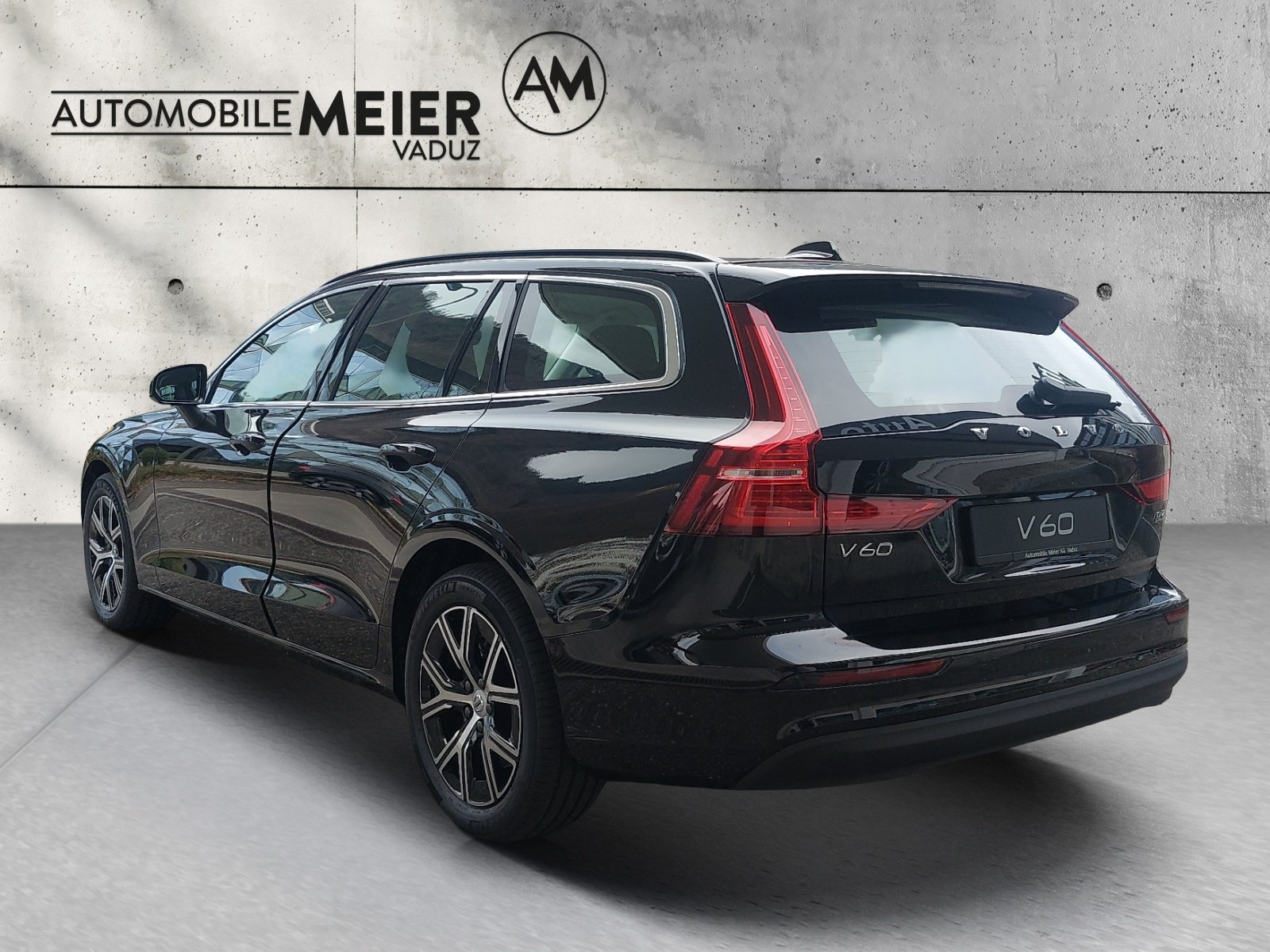 VOLVO V60 2.0 B3 Core, Hybride Léger Essence/Électricité, Occasion / Utilisé, Automatique - 4