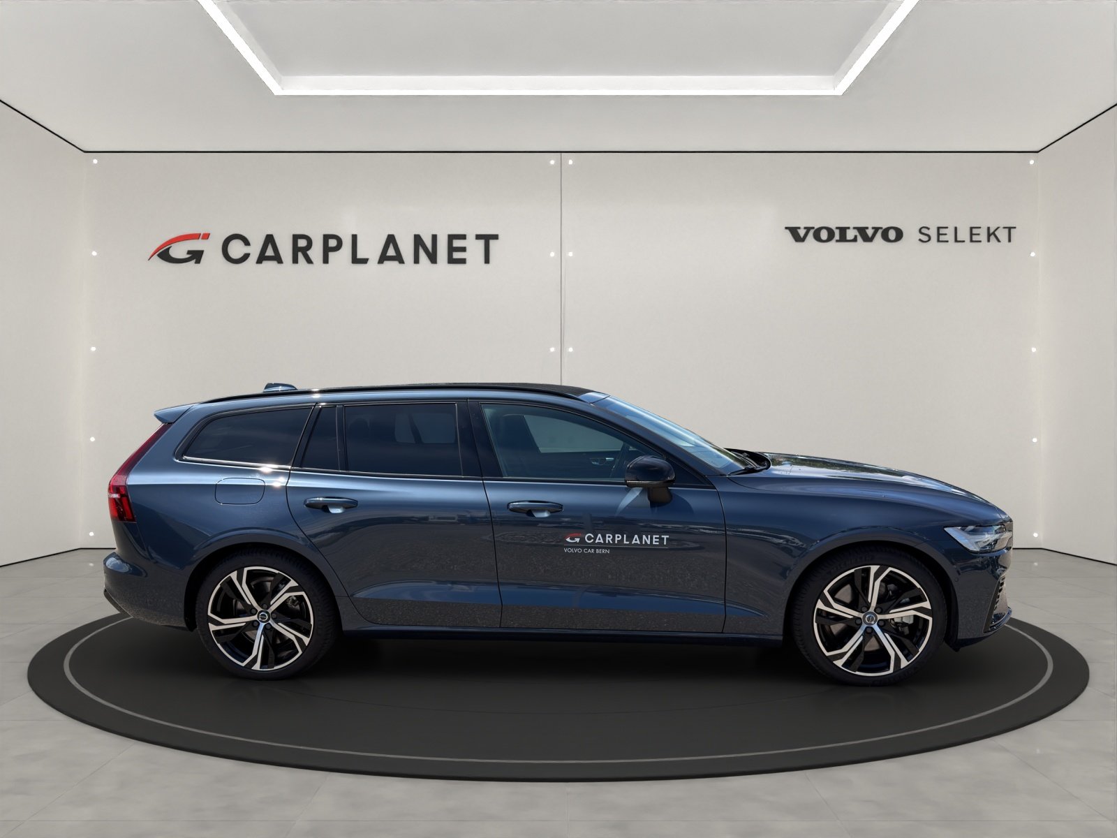 VOLVO V60 2.0 T6 TE Plus Dark eAWD ., Plug-in-Hybrid Petrol/Electric, Second hand / Used, Automatic - 2