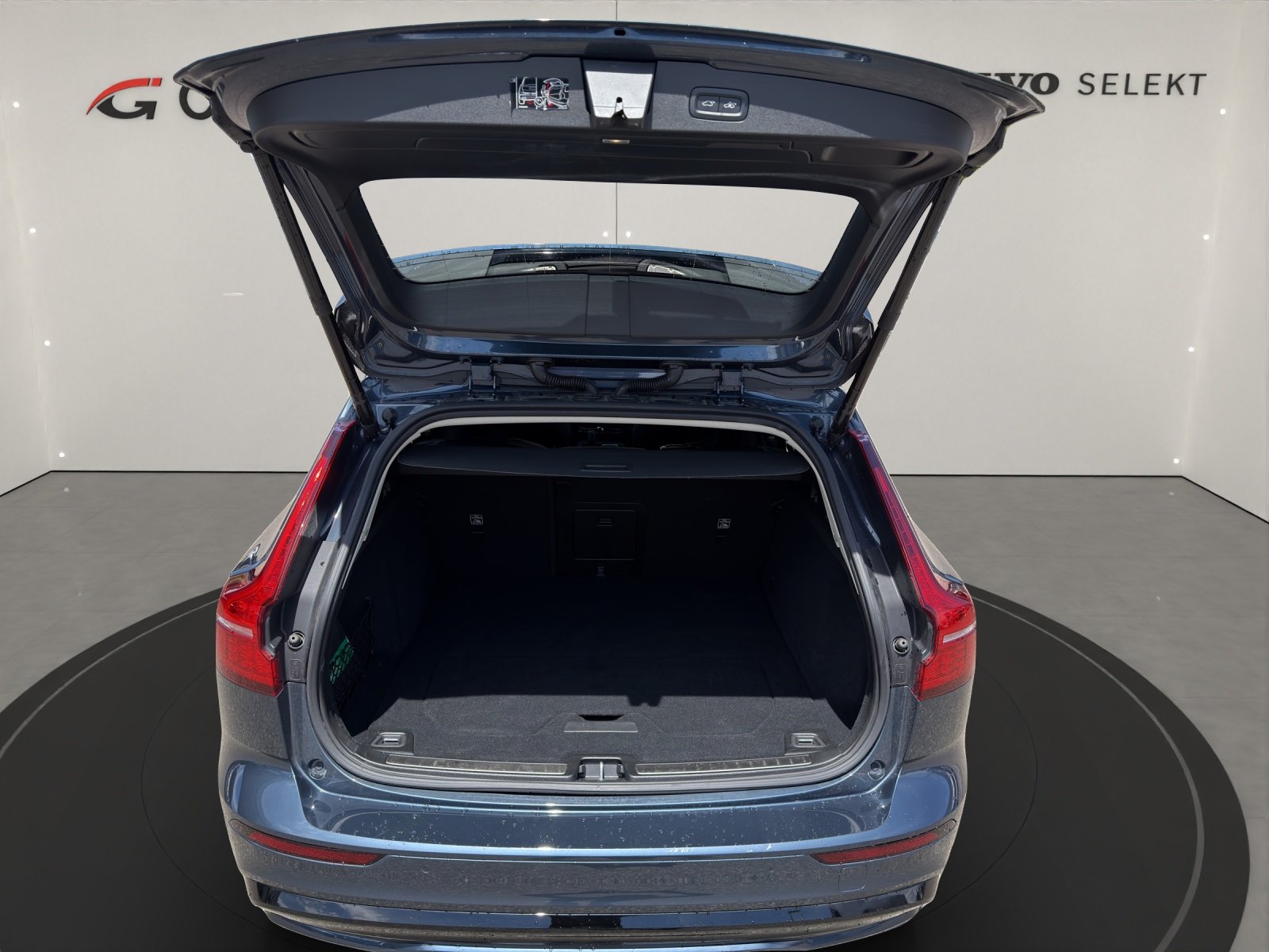 VOLVO V60 2.0 T6 TE Plus Dark eAWD ., Plug-in-Hybrid Petrol/Electric, Second hand / Used, Automatic - 6