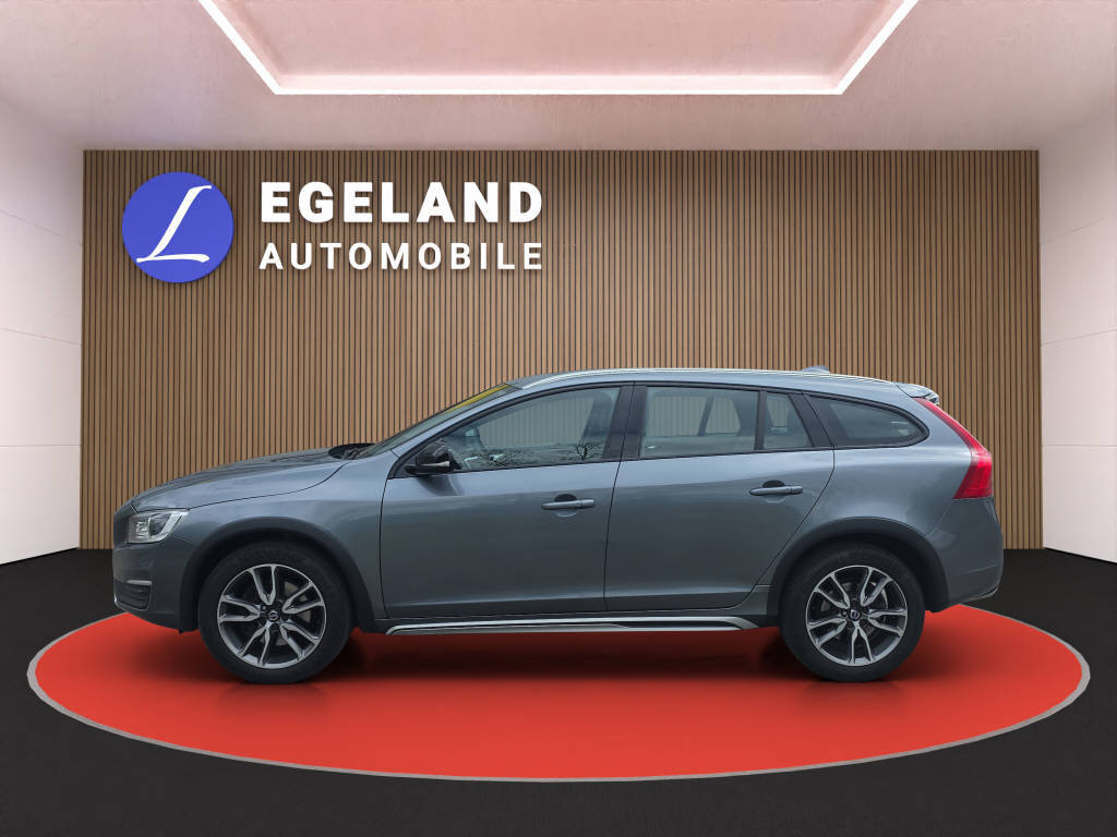 VOLVO V60 Cross Country 2.4 D4 Summum AWD S/S, Diesel, Second hand / Used, Automatic - 7