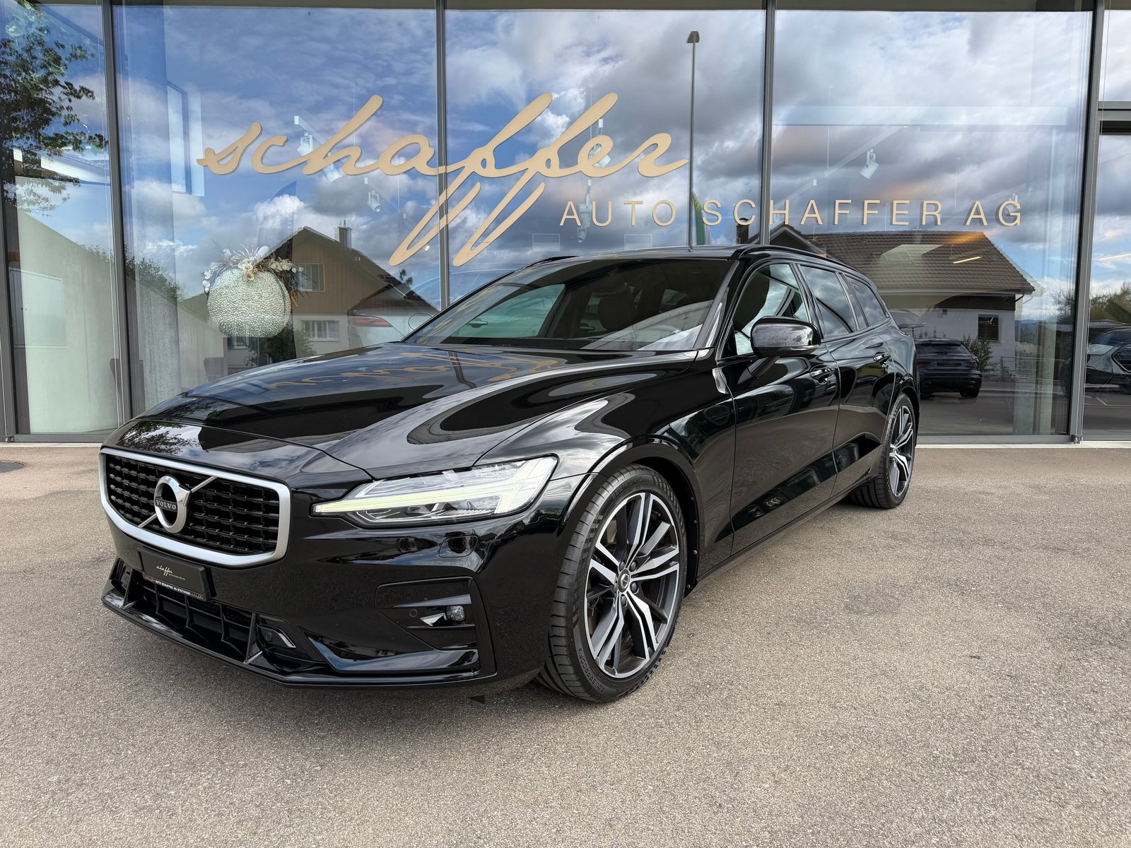 VOLVO V60 T5 R-Design Geartronic