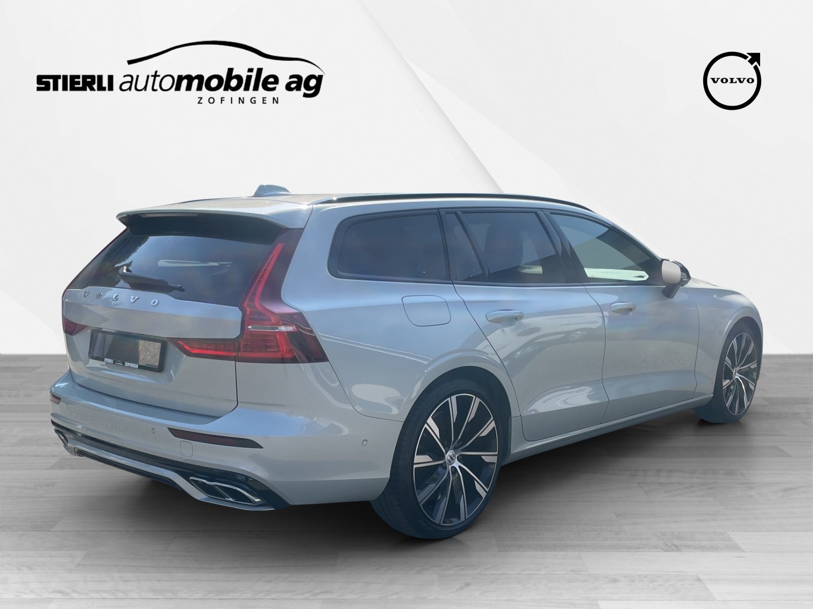 VOLVO V60 2.0 T6 TE R-Design eAWD, Plug-in-Hybrid Benzin/Elektro, Occasion / Gebraucht, Automatik - 5