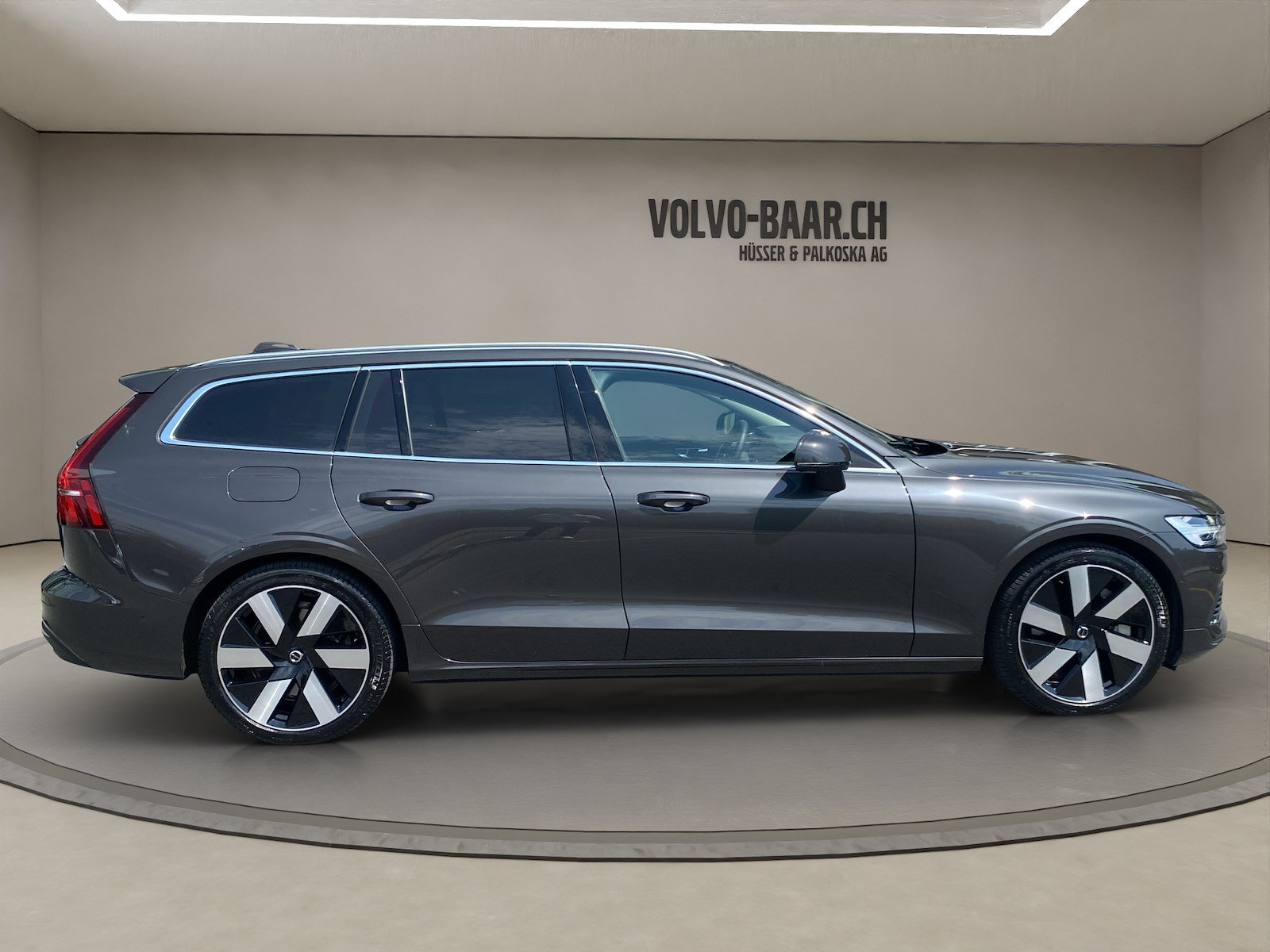 VOLVO V60 2.0 T8 TE Ultra Bright eAWD, Plug-in-Hybrid Petrol/Electric, Second hand / Used, Automatic - 6