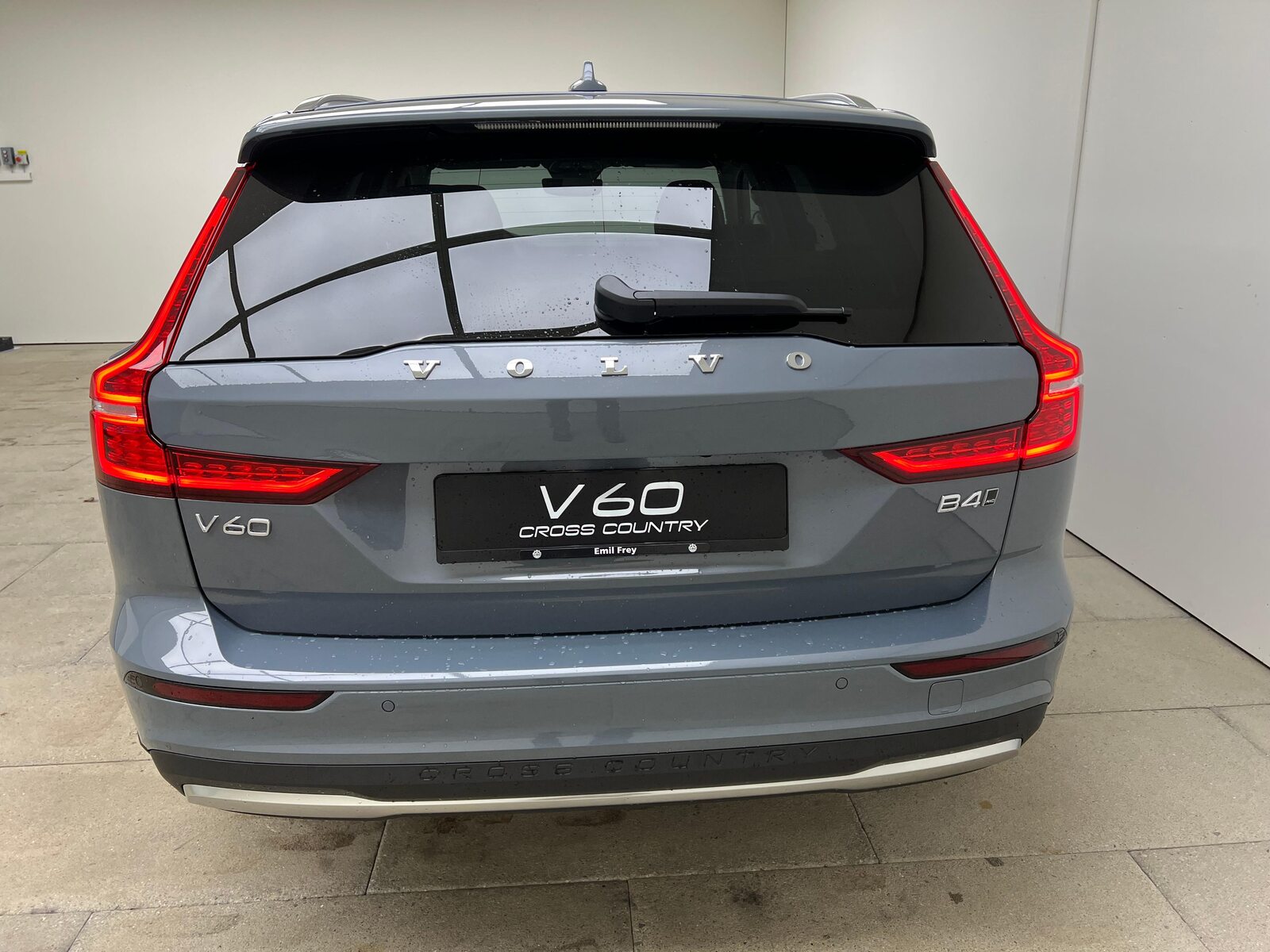 VOLVO V60 Cross Country 2.0 B4 Ultimate AWD, Hybride Léger Diesel/Électricité, Occasion / Utilisé, Automatique - 5