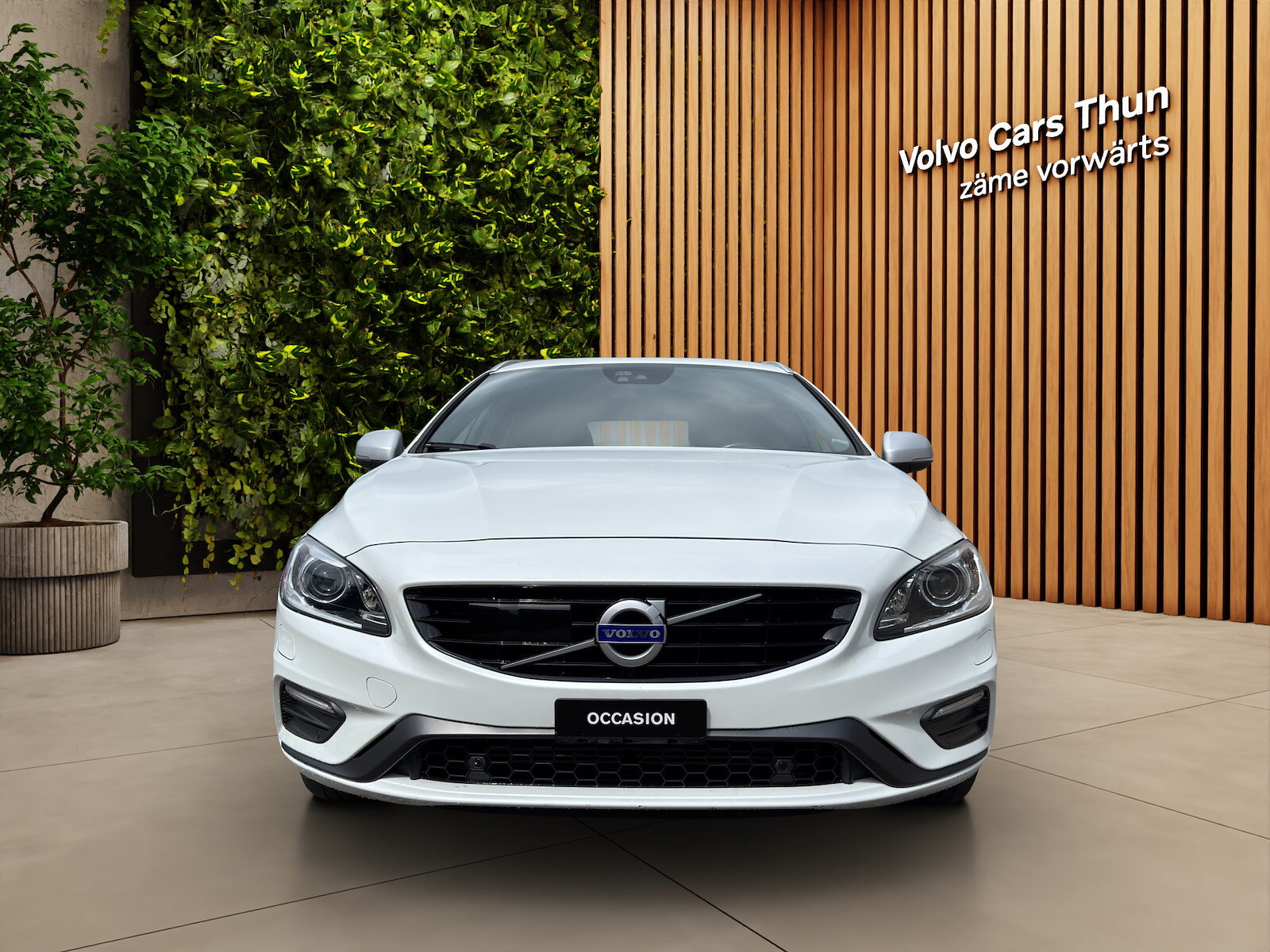VOLVO V60 2.4 D6 TE Mom. R-Design Pl.Hy., Plug-in-Hybrid Diesel/Elettrica, Occasioni / Usate, Automatico - 2