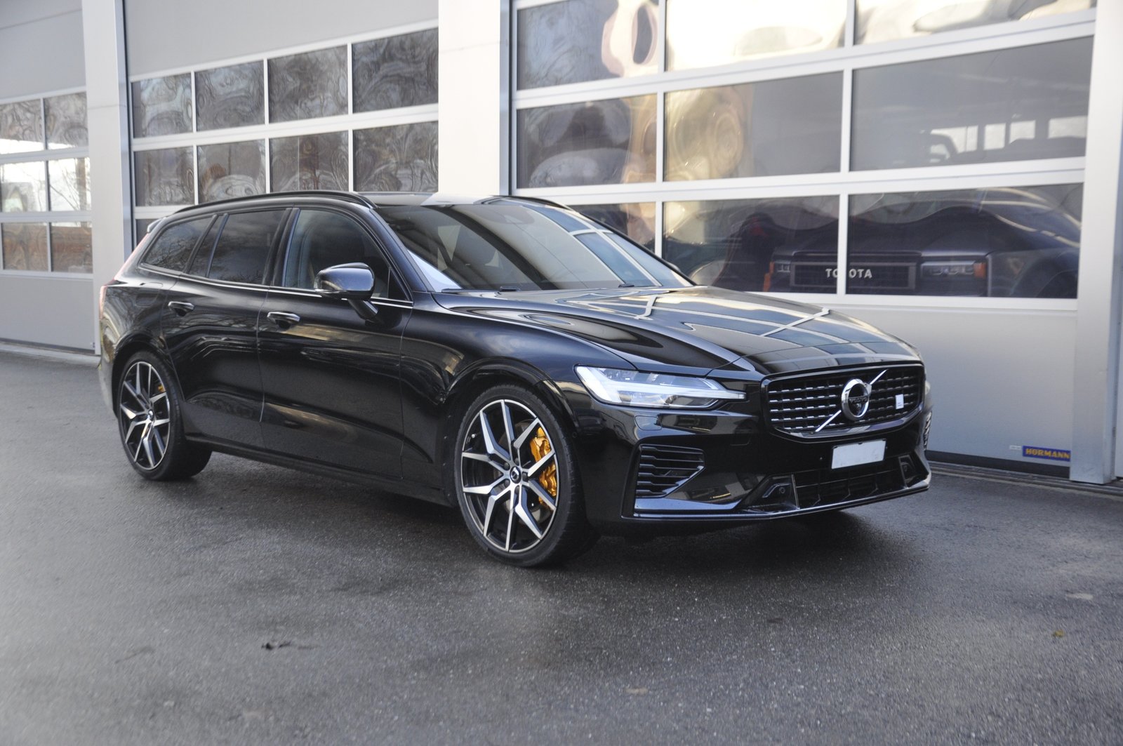 VOLVO V60 T8 eAWD Twin Engine Polestar Geartronic I Anhänge