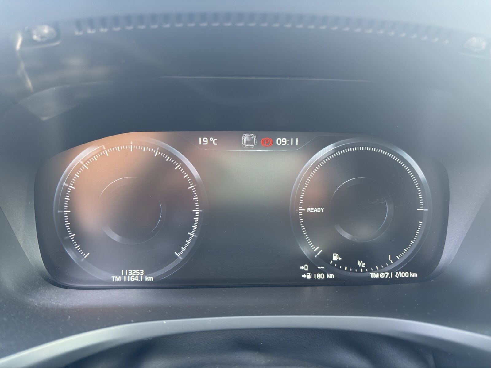 VOLVO V60 2.0 T6 TE Inscription eAWD, Plug-in-Hybrid Benzin/Elektro, Occasion / Gebraucht, Automatik - 3