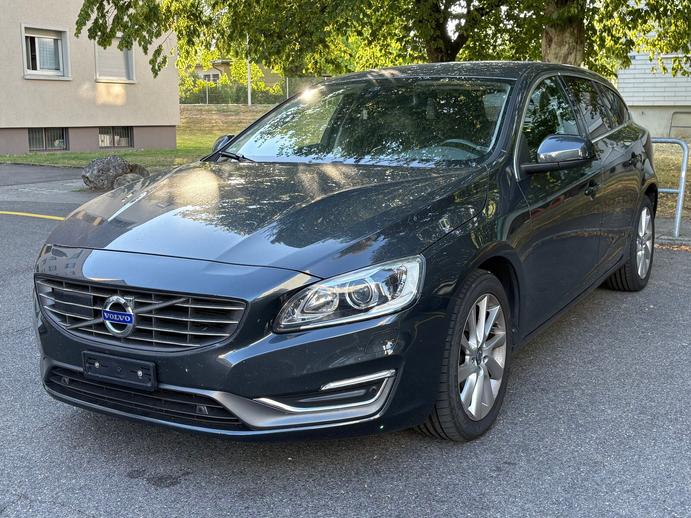 VOLVO V60 D4 Momentum ab MFK und Service, Diesel, Second hand / Used, Automatic