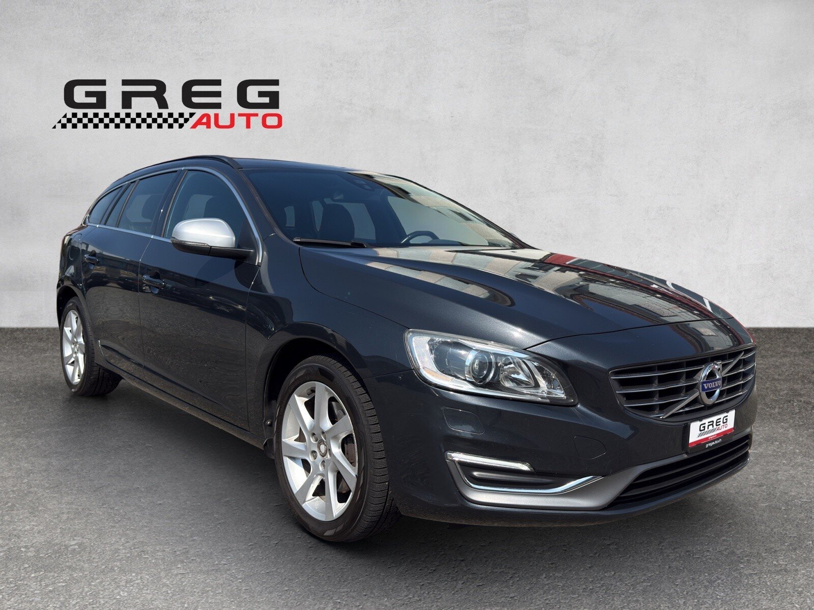 VOLVO V60 D5 Momentum Geartronic, Diesel, Occasion / Utilisé, Automatique