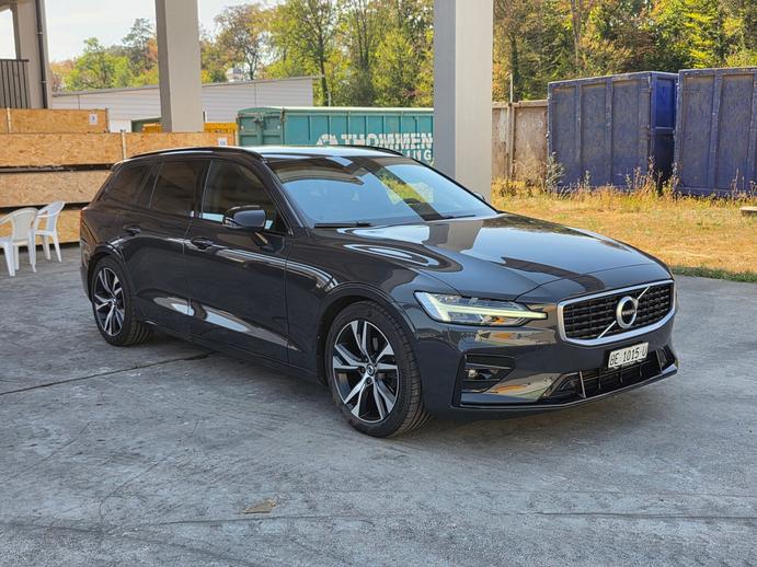 VOLVO V60 D3 AWD R-Design Geartronic / Neu ab Mfk., Diesel, Occasion / Gebraucht, Automatik