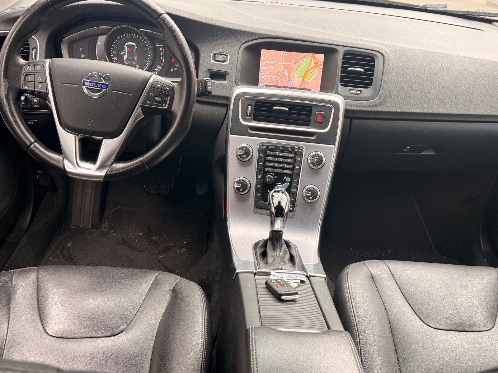 VOLVO V60 D4 Summum Geartronic, Diesel, Occasioni / Usate, Automatico - 7