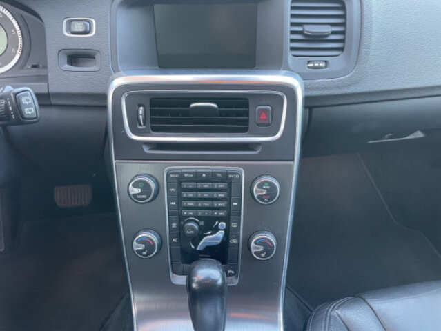 VOLVO V60 D5 AWD Summum, Diesel, Occasioni / Usate, Automatico - 6
