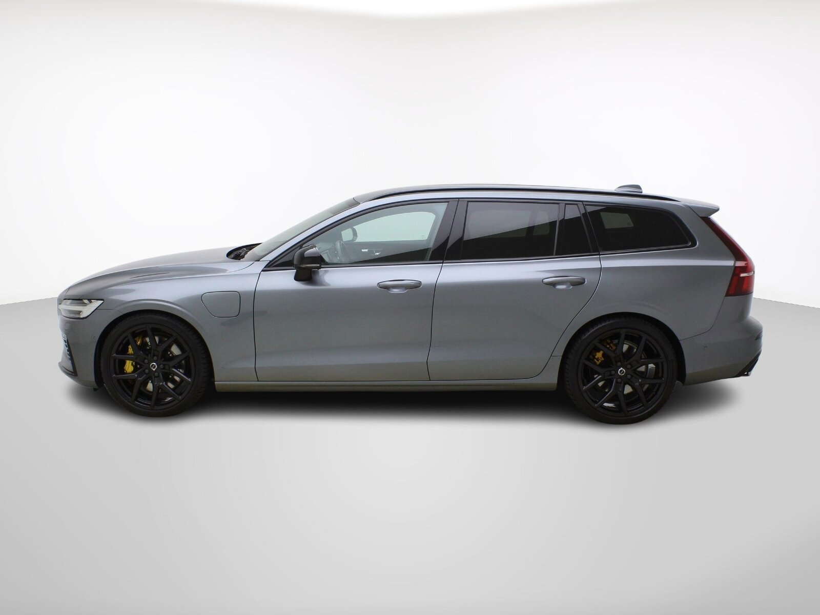 VOLVO V60 T8 TE Polestar eAWD, Plug-in-Hybrid Petrol/Electric, Second hand / Used, Automatic - 3