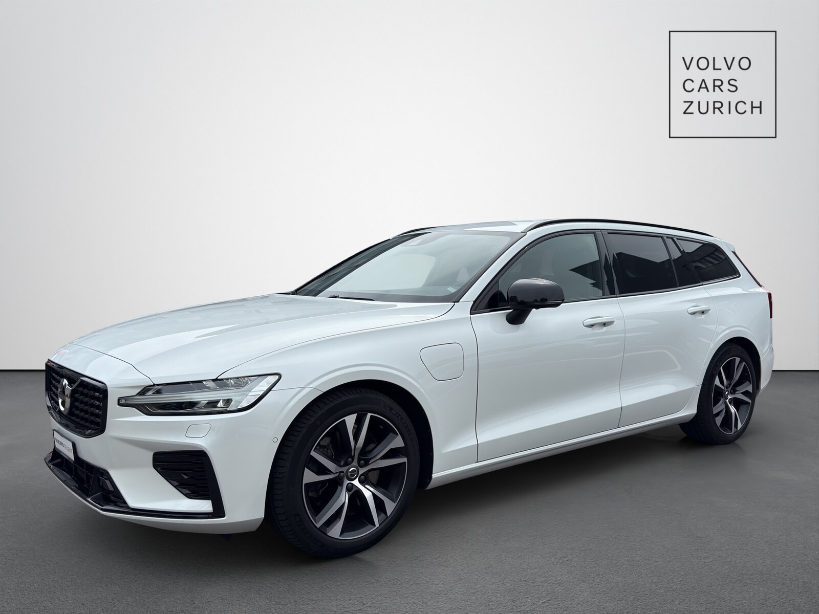 VOLVO V60 2.0 T8 TE R-Design eAWD