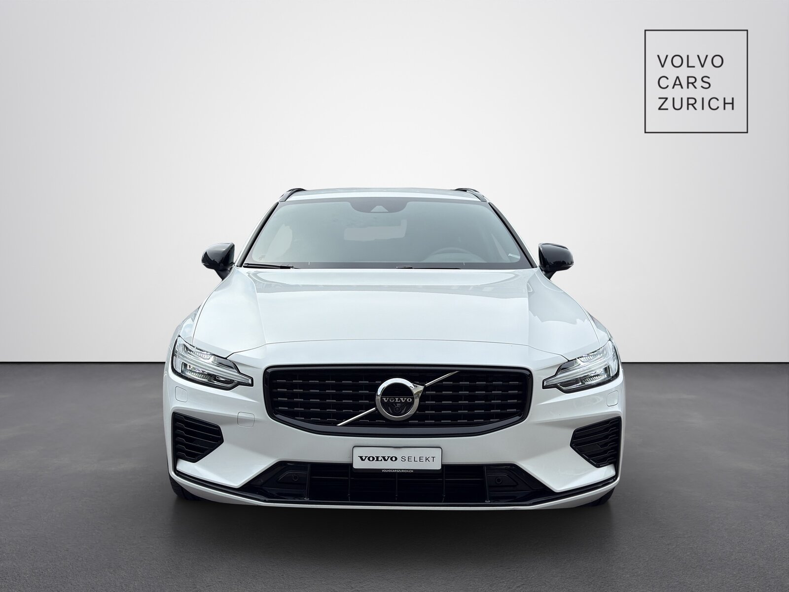 VOLVO V60 2.0 T8 TE R-Design eAWD, Plug-in-Hybrid Petrol/Electric, Second hand / Used, Automatic - 5