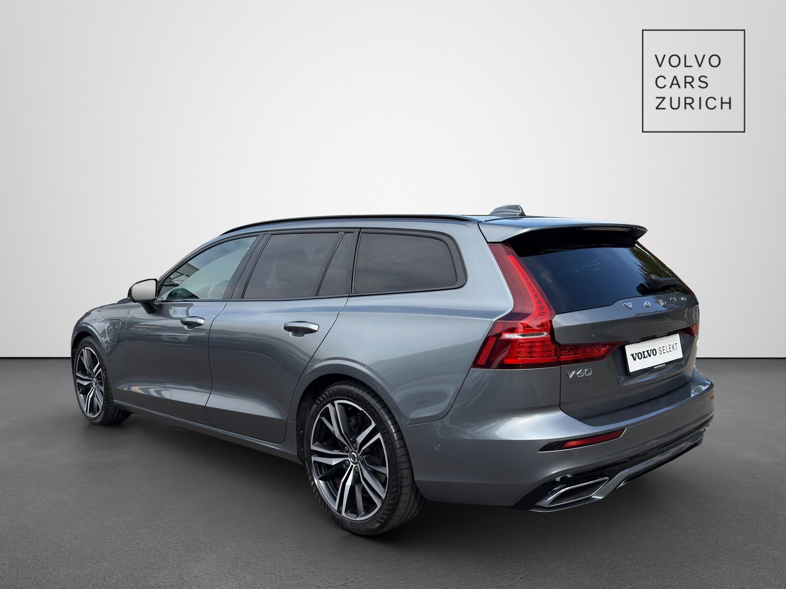 VOLVO V60 2.0 T6 TE R-Design eAWD, Plug-in-Hybrid Petrol/Electric, Second hand / Used, Automatic - 2