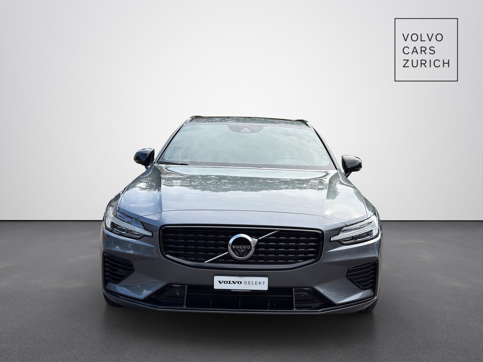 VOLVO V60 2.0 T6 TE R-Design eAWD, Plug-in-Hybrid Petrol/Electric, Second hand / Used, Automatic - 5