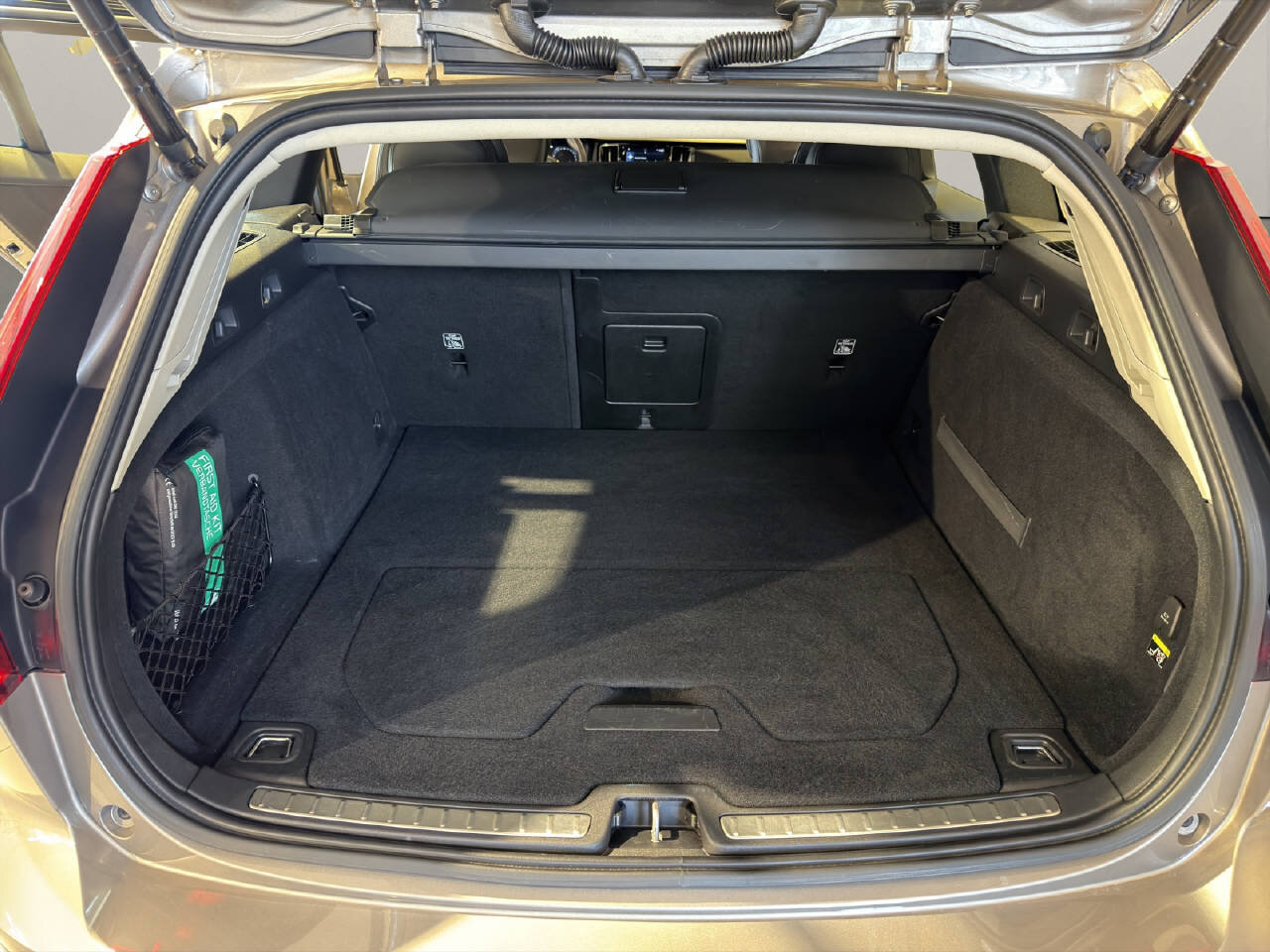 VOLVO V60 2.0 T6 Inscription AWD, Essence, Occasion / Utilisé, Automatique - 7