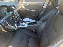 VOLVO V60 Momentum, Diesel, Second hand / Used, Automatic - 6