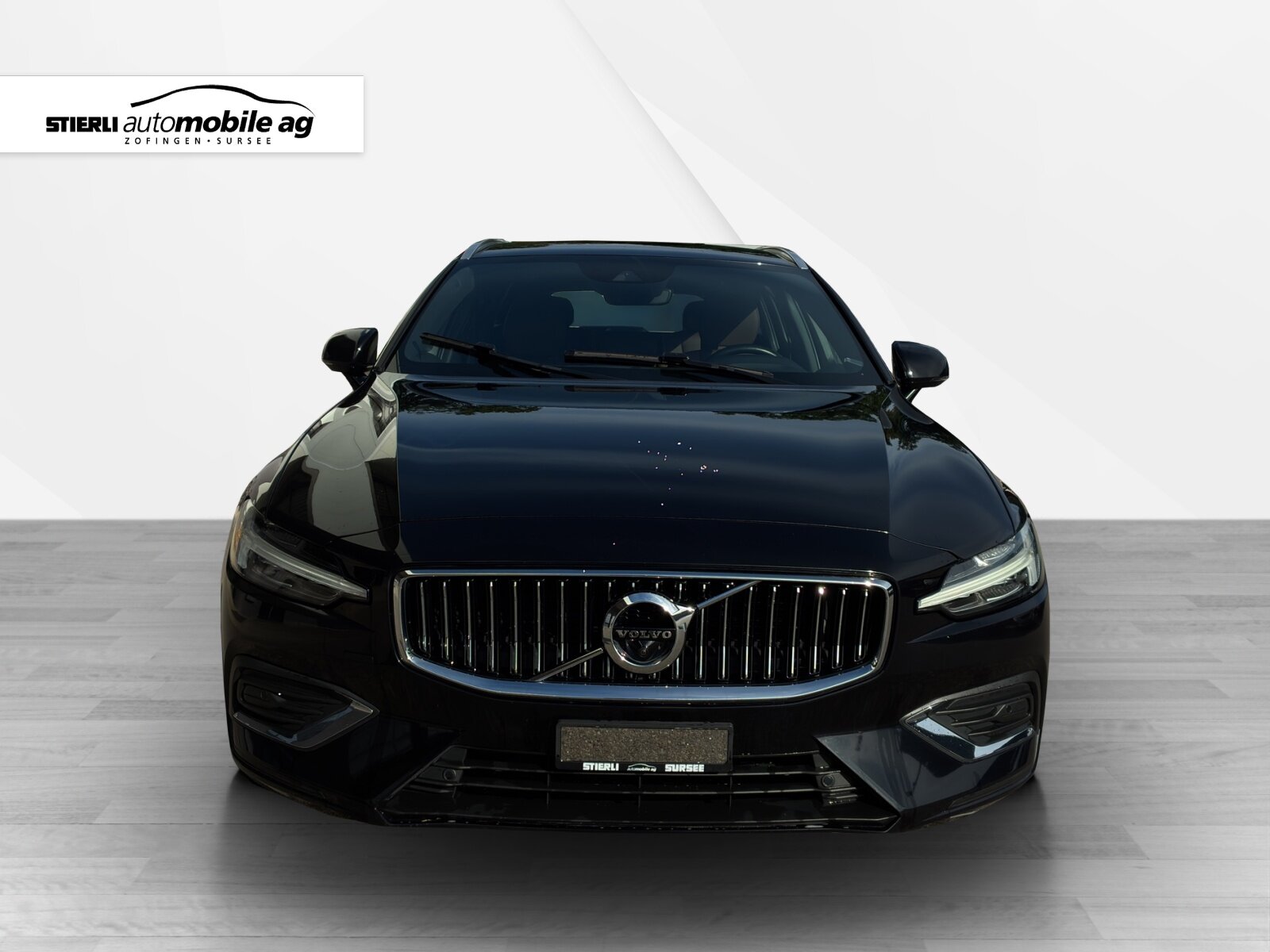 VOLVO V60 2.0 T5 Inscription, Essence, Occasion / Utilisé, Automatique - 2