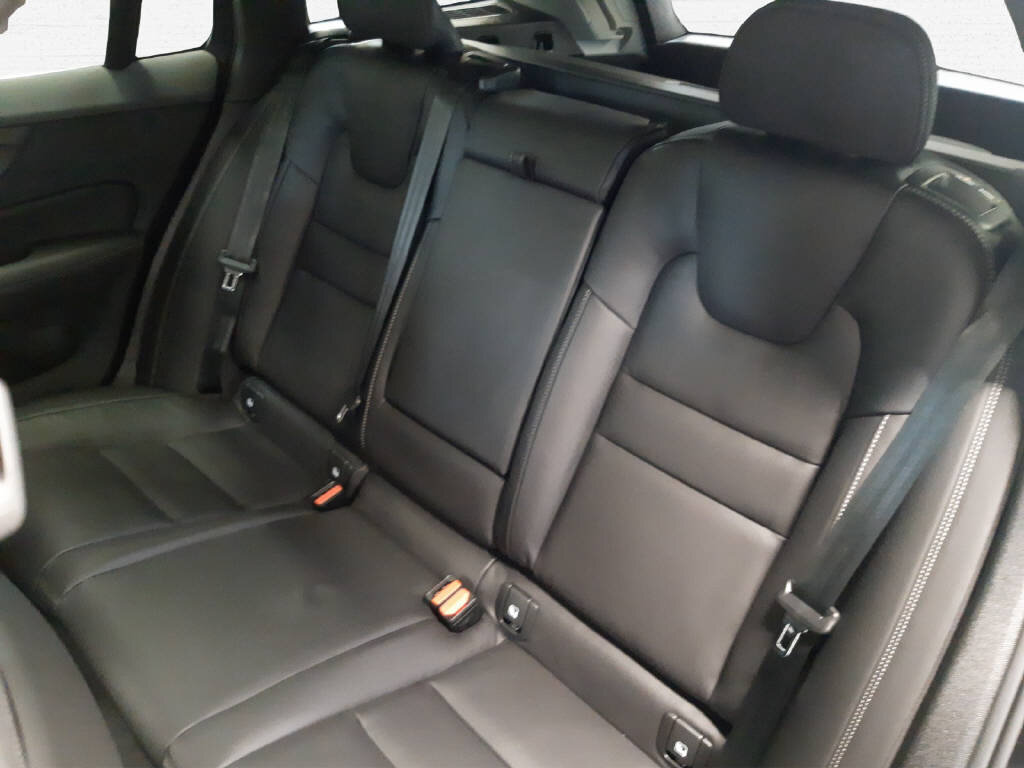 VOLVO V60 2.0 B6 Ultimate Bright AWD, Mild-Hybrid Petrol/Electric, Second hand / Used, Automatic - 4