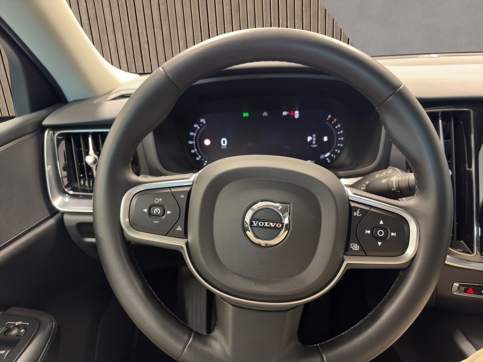 VOLVO V60 B3 Benzin Mild Hybrid Momentum Light Geartronic, Hybride Léger Essence/Électricité, Occasion / Utilisé, Automatique - 7
