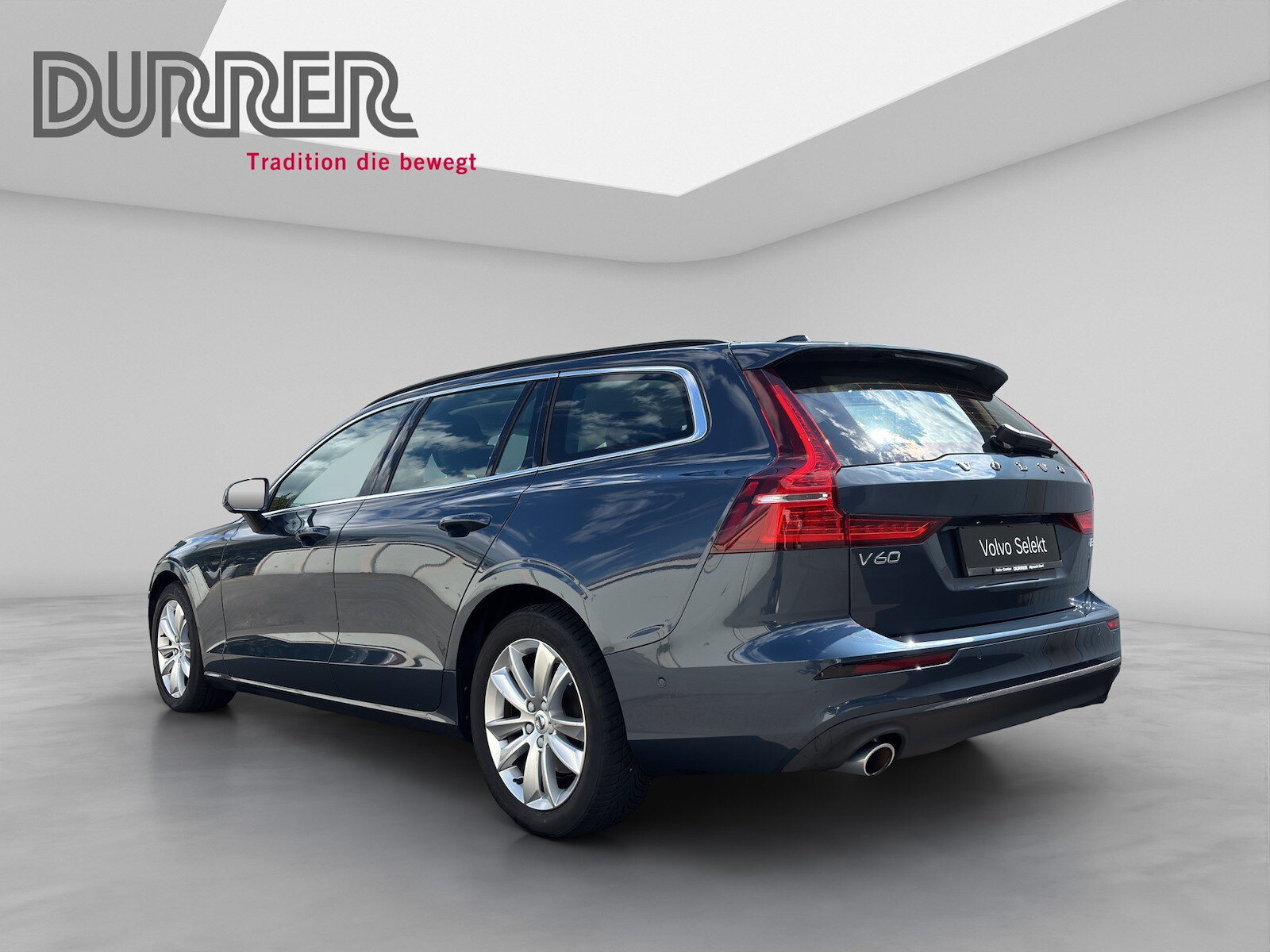 VOLVO V60 2.0 B3 Momentum, Hybride Léger Essence/Électricité, Occasion / Utilisé, Automatique - 3