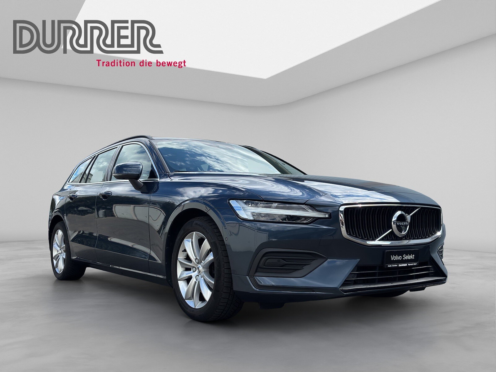 VOLVO V60 2.0 B3 Momentum, Hybride Léger Essence/Électricité, Occasion / Utilisé, Automatique - 6