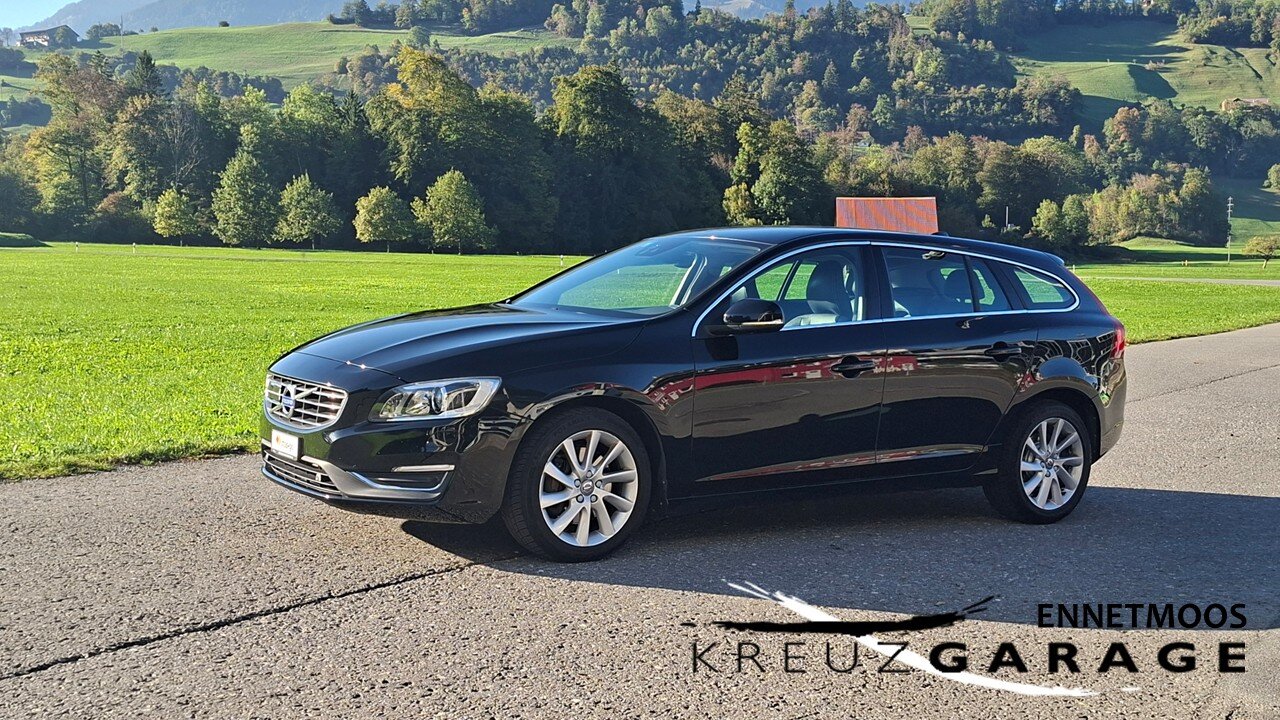 VOLVO V60 D4 AWD Summum Geartronic *praktischer Allrad*, Diesel, Second hand / Used, Automatic - 3