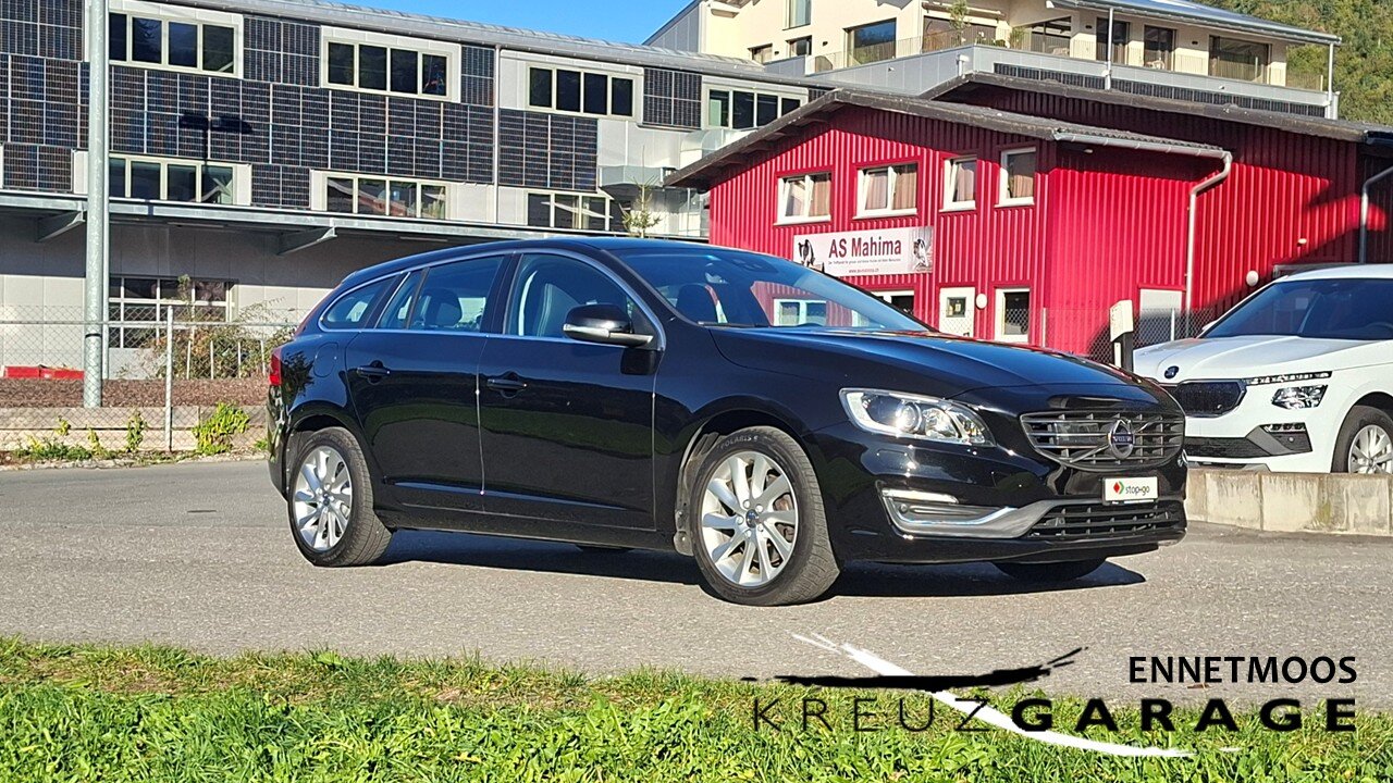 VOLVO V60 D4 AWD Summum Geartronic *praktischer Allrad*, Diesel, Second hand / Used, Automatic - 5
