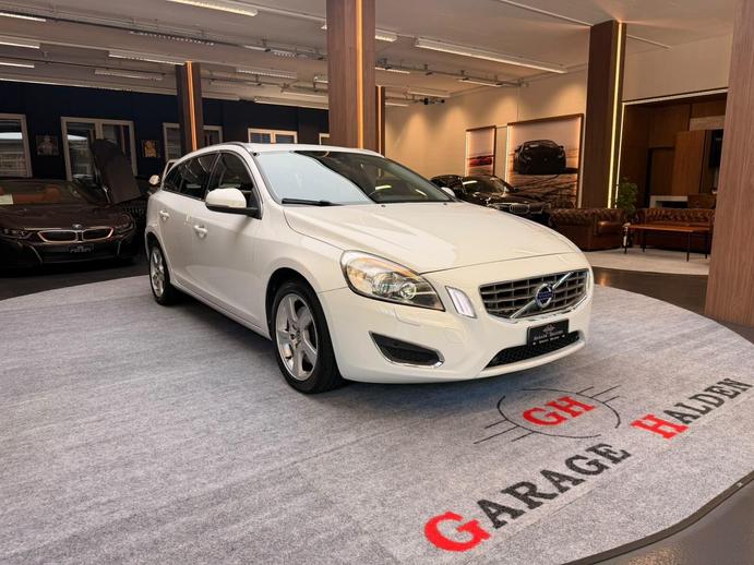 VOLVO V60 3.0 T6 Summum AWD, Benzina, Occasioni / Usate, Automatico