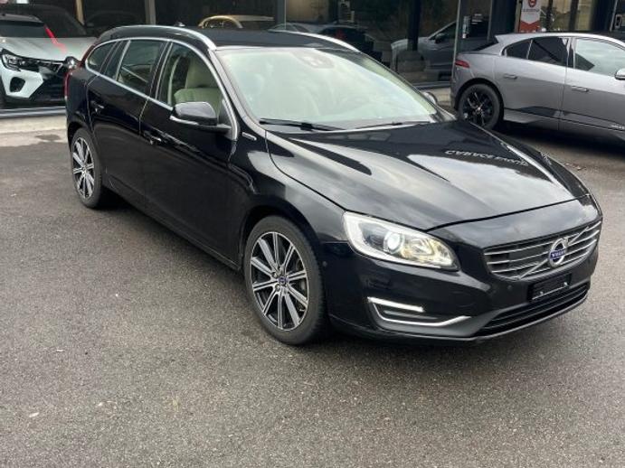VOLVO V60 2.4 D6 TE Mom. Dyn. Ed. PlH, Hybride Rechargeable Diesel/Électricité, Occasion / Utilisé, Automatique