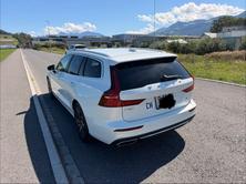 VOLVO V60 2.0 T6 TE Inscription eAWD, Hybride Rechargeable Essence/Électricité, Occasion / Utilisé, Automatique - 2