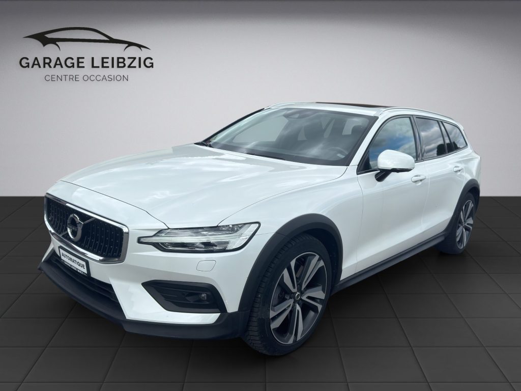 VOLVO V60 Cross Country 2.0 D4 AWD