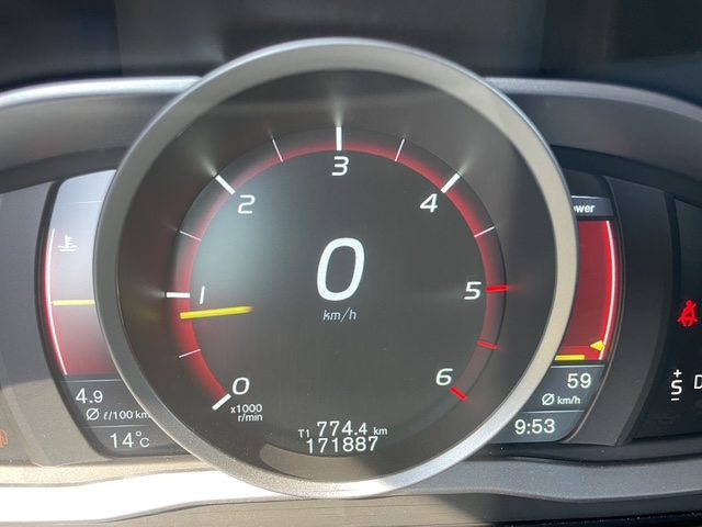 VOLVO V60 2.0 D4 Momentum S/S, Diesel, Occasion / Utilisé, Automatique - 7