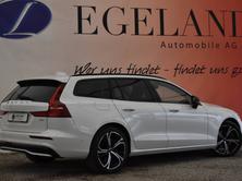 VOLVO V60 2.0 B4 Ultra Dark, Mild-Hybrid Petrol/Electric, Ex-demonstrator, Automatic - 3