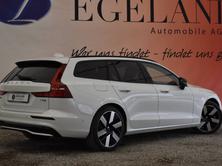 VOLVO V60 2.0 T6 TE Ultra Dark eAWD, Plug-in-Hybrid Petrol/Electric, Ex-demonstrator, Automatic - 3
