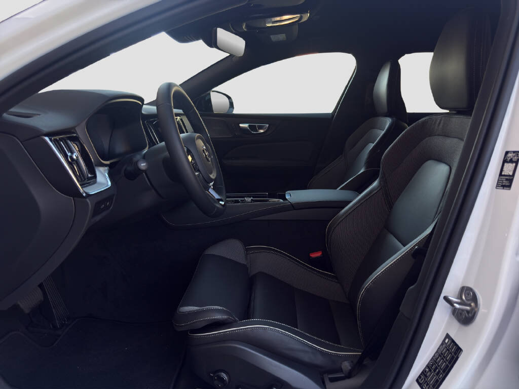 VOLVO V60 2.0 T6 TE Plus Dark eAWD, Plug-in-Hybrid Benzina/Elettrica, Auto dimostrativa, Automatico - 7