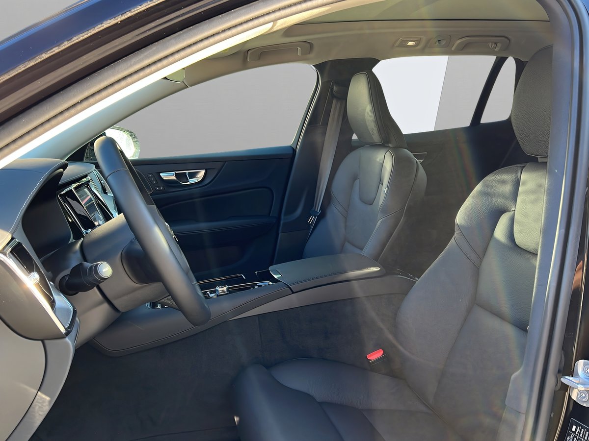 VOLVO V60 2.0 T8 TE Ultra Dark eAWD, Plug-in-Hybrid Benzin/Elektro, Vorführwagen, Automat - 7
