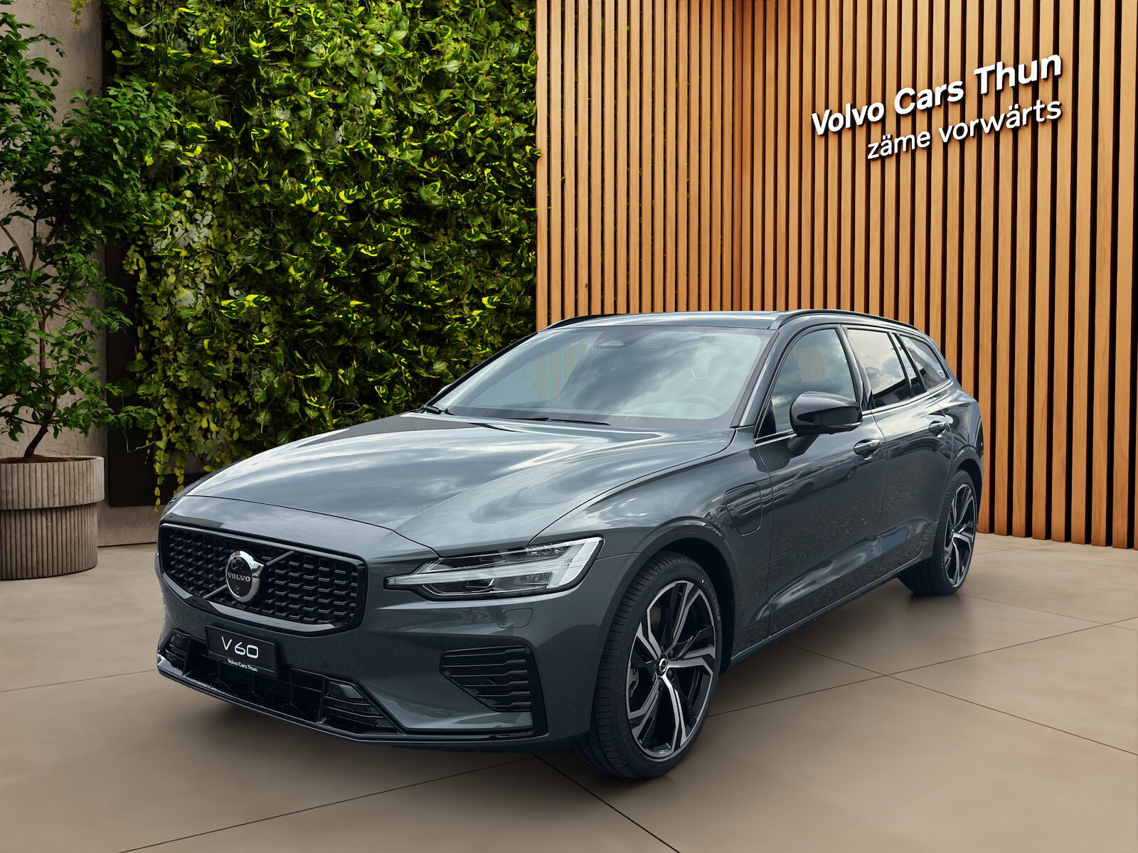 VOLVO V60 2.0 T8 TE Ultra Dark eAWD
