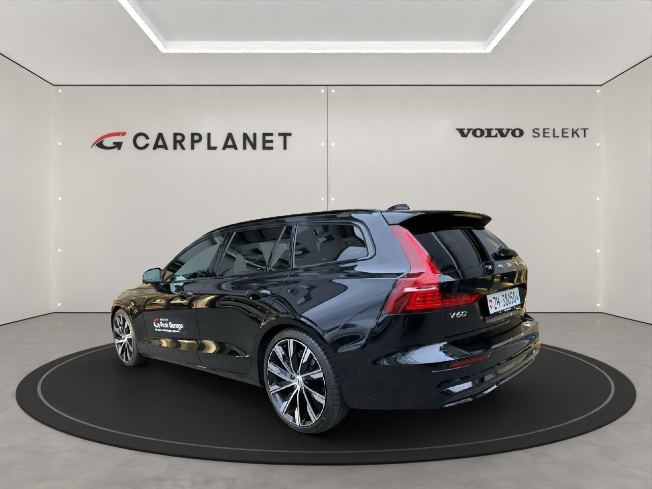 VOLVO V60 2.0 B4 Ultimate Dark, Hybride Léger Essence/Électricité, Voiture de démonstration, Automatique - 2