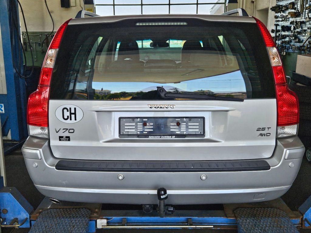 VOLVO V70 2.5 20V T 210 Move AWD, Petrol, Second hand / Used, Automatic - 3