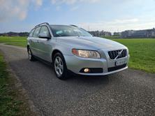 VOLVO V70 2.4D Kinetic Geartronic, Diesel, Occasion / Gebraucht, Automat - 2