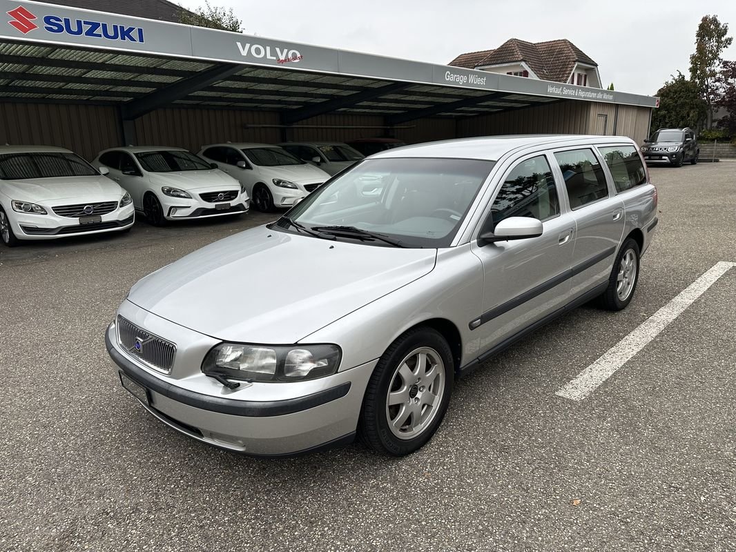 VOLVO V70 2.4 170, Benzina, Occasioni / Usate, Automatico