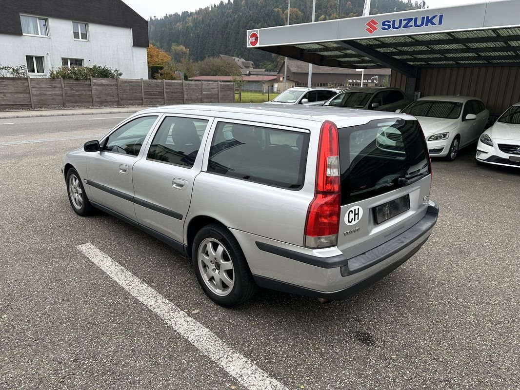 VOLVO V70 2.4 170, Benzina, Occasioni / Usate, Automatico - 6
