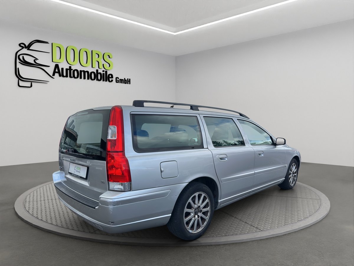 VOLVO V70 D5 Momentum, Diesel, Occasioni / Usate, Automatico - 4