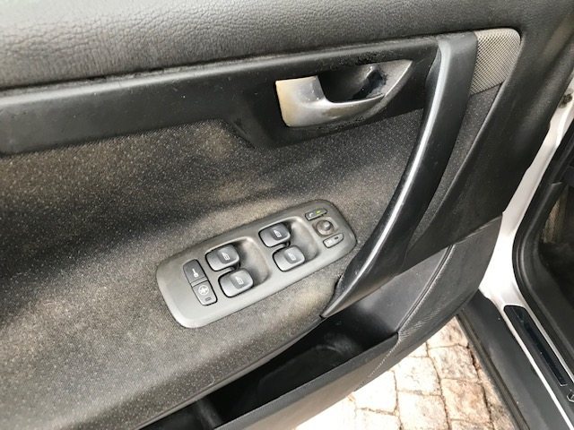 VOLVO V70 Kombi 2.4 T AWD, Benzina, Occasioni / Usate, Automatico - 6