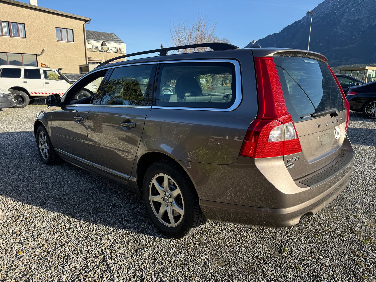 VOLVO V70 T6 AWD 280 PS, Benzin, Occasion / Gebraucht, Automat - 7